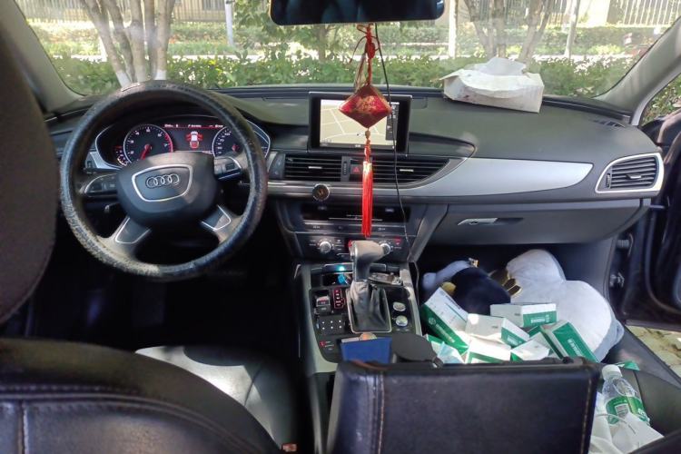 Used Audi A6L 2014 TFSI Standard Model Center Console