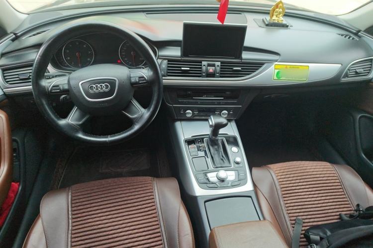 Used Audi A6L 2014 TFSI Comfort Model Center Console