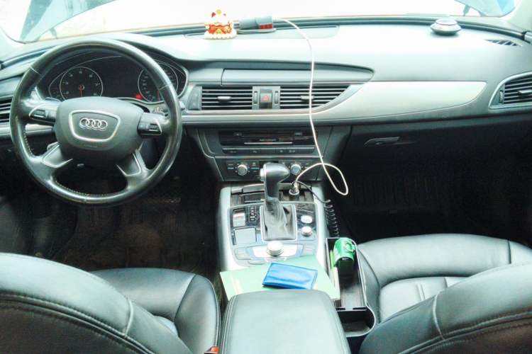 Used Audi A6L 2014 TFSI Standard Model Center Console