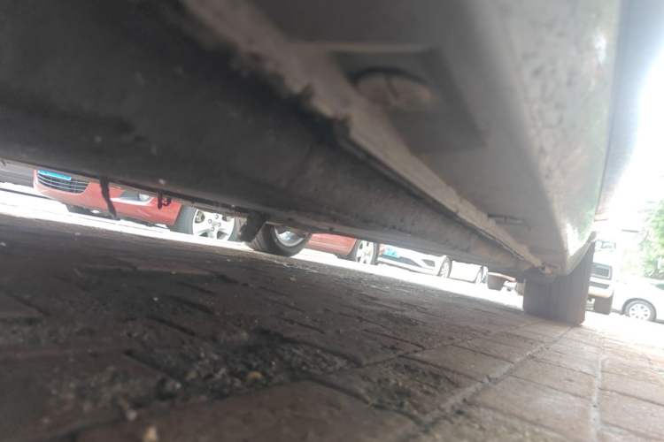 Used Audi A6L 2014 30 FSI Comfort Model Chassis Front Left