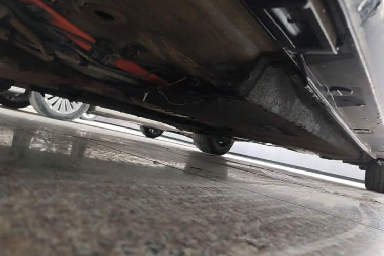 Used Audi A6L 2014 TFSI Standard Model Chassis Front Left