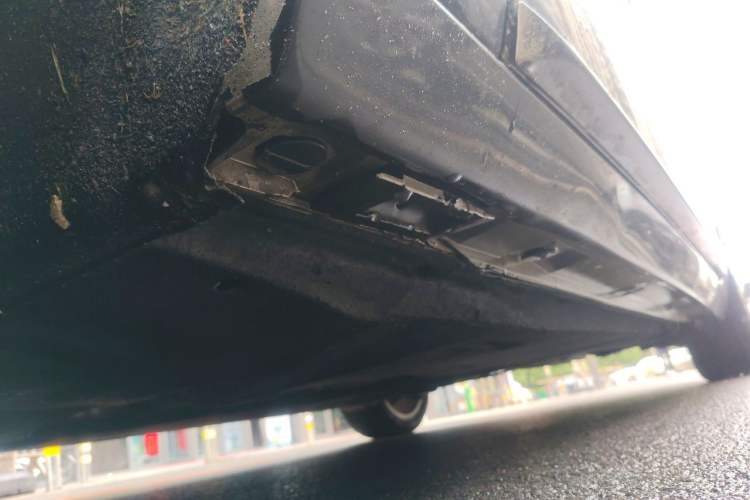 Used Audi A6L 2014 30 FSI Comfort Model Chassis Front Left