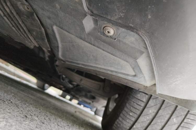 Used Audi A6L 2014 35 FSI Comfort Version Chassis Front Left
