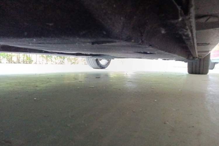 Used Audi A6L 2014 TFSI Standard Model Chassis Front Left