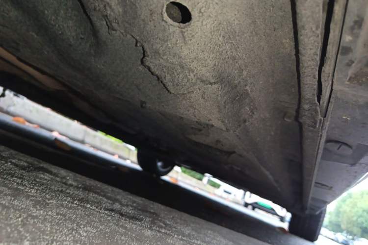Used Audi A6L 2014 35 FSI Comfort Version Chassis Front Left