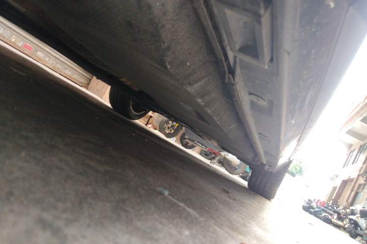 Used Audi A6L 2014 TFSI Standard Model Chassis Front Left