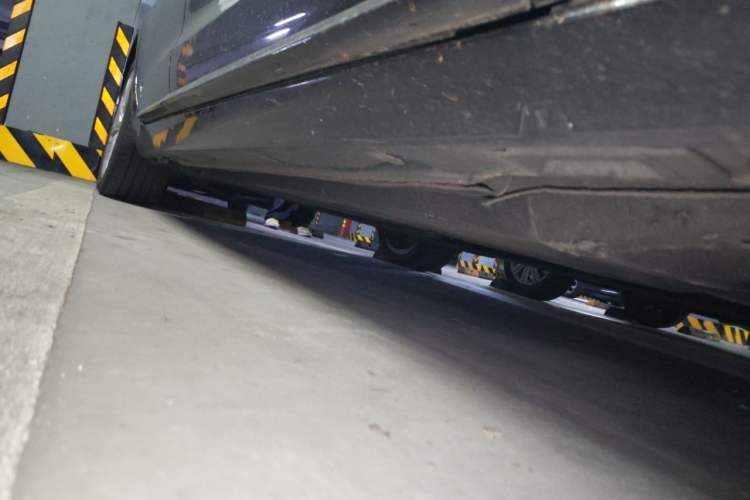 Used Audi A6L 2014 TFSI Standard Model Chassis Front Right