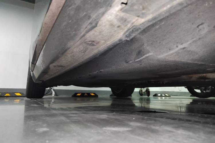 Used Audi A6L 2014 30 FSI Comfort Model Chassis Front Right