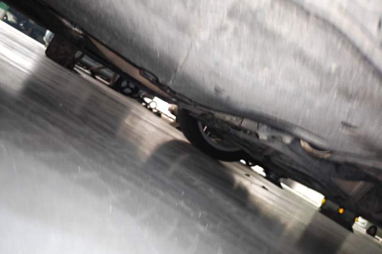 Used Audi A6L 2014 30 FSI Comfort Model Chassis Front Right