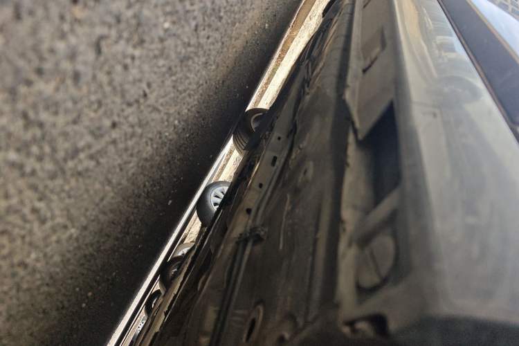 Used Audi A6L 2014 30 FSI Comfort Model Chassis Front Right