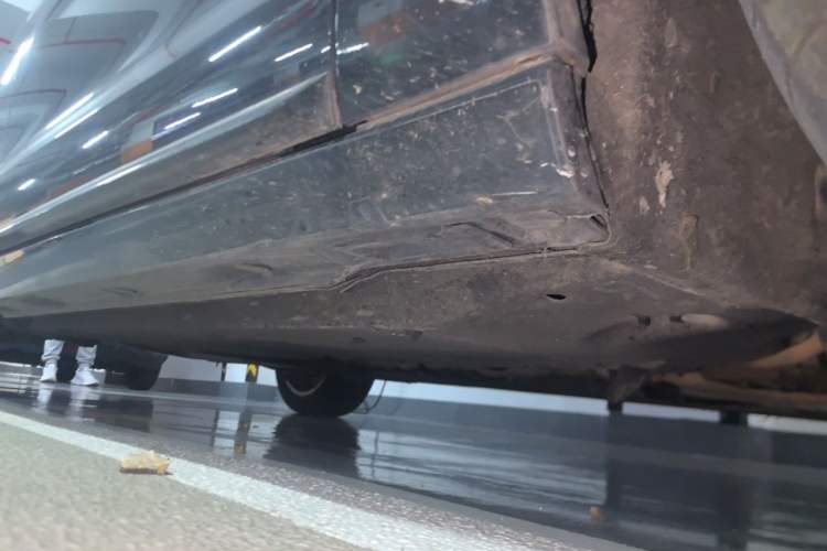 Used Audi A6L 2014 30 FSI Technology Model Chassis Front Right