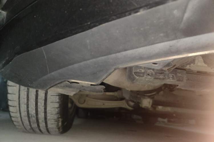 Used Audi A6L 2014 TFSI Standard Model Chassis Front Right