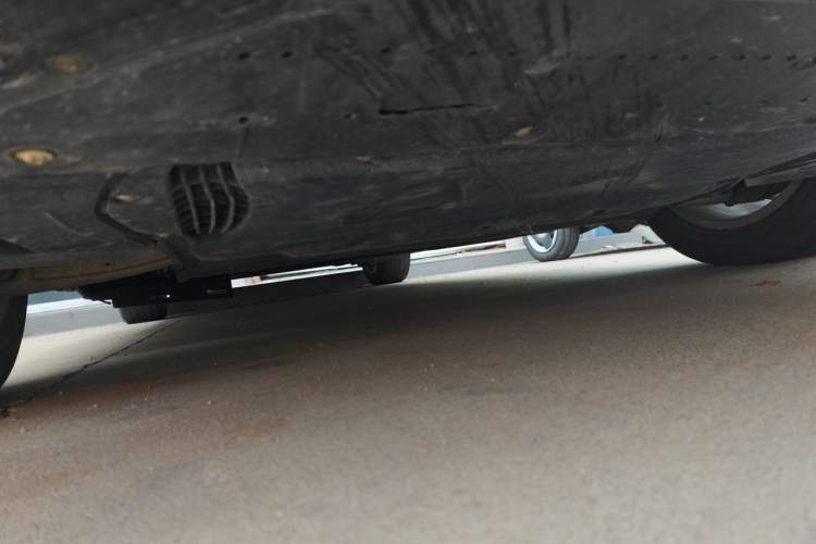 Used Audi A6L 2014 TFSI Comfort Model Chassis Front Right
