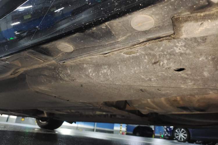 Used Audi A6L 2014 TFSI Standard Model Chassis Rear Left
