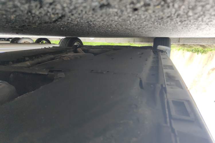 Used Audi A6L 2014 TFSI Standard Model Chassis Rear Left