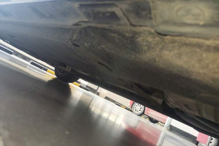 Used Audi A6L 2014 TFSI Standard Model Chassis Rear Left