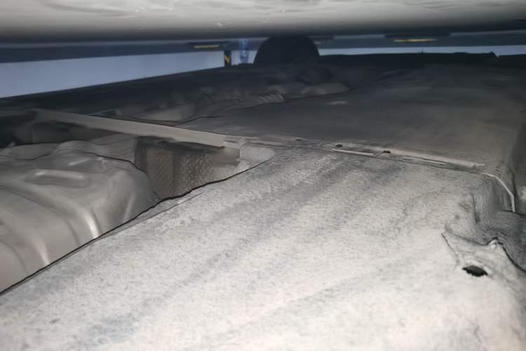 Used Audi A6L 2014 30 FSI Technology Model Chassis Rear Left