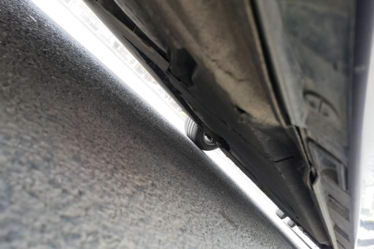 Used Audi A6L 2014 TFSI Standard Model Chassis Rear Right