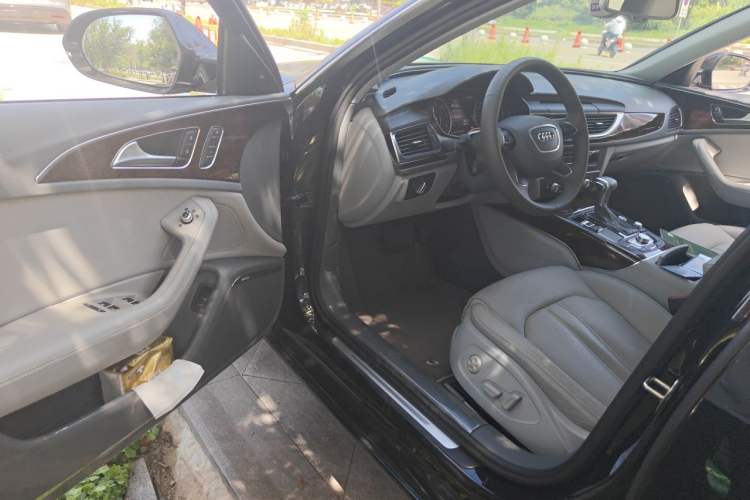 Used Audi A6L 2014 35 FSI Luxury Edition Driver Seat