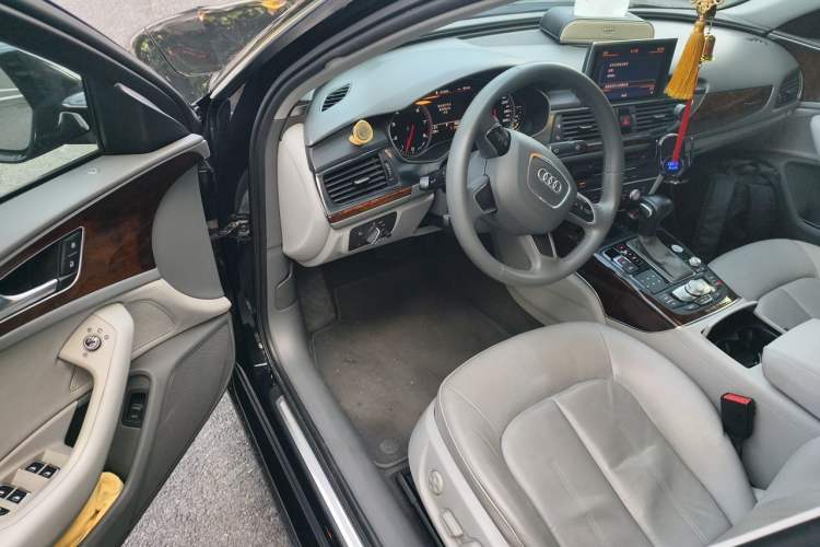 Used Audi A6L 2014 30 FSI Comfort Model Driver Seat