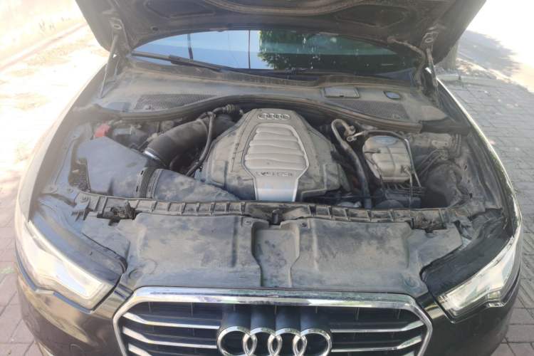 Used Audi A6L 2014 30 FSI Comfort Model Engine Bay