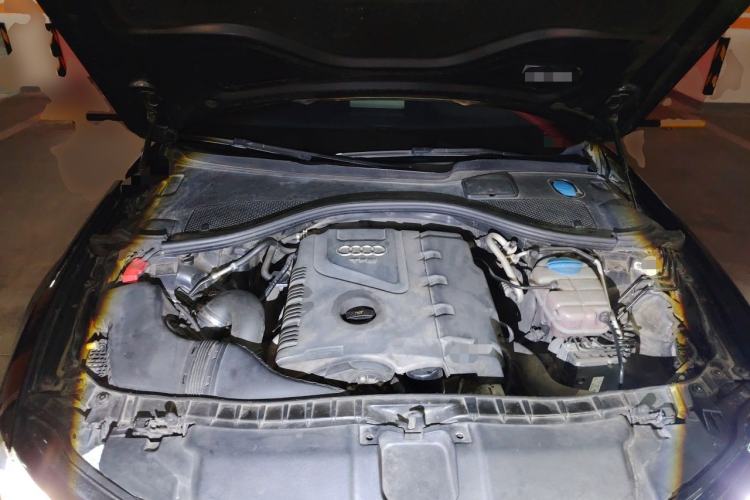 Used Audi A6L 2014 TFSI Standard Model Engine Bay