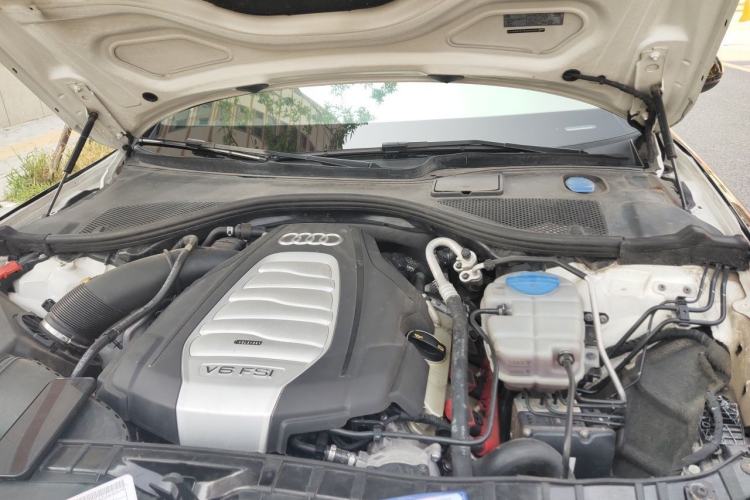 Used Audi A6L 2014 30 FSI Luxury Model Engine Bay
