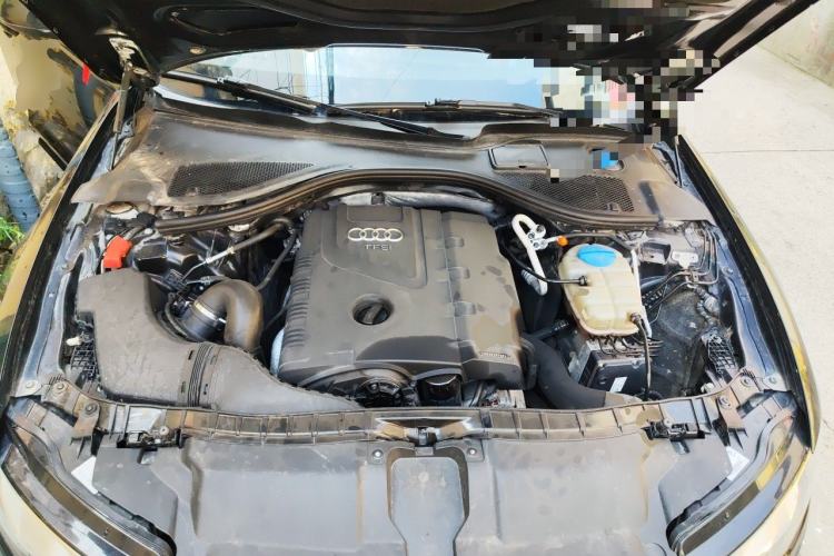 Used Audi A6L 2014 TFSI Standard Model Engine Bay