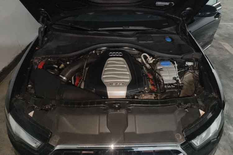 Used Audi A6L 2014 30 FSI Luxury Model Engine Bay