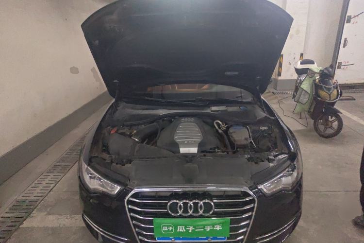 Used Audi A6L 2014 30 FSI Comfort Model Engine Bay