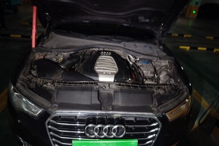 Used Audi A6L 2014 30 FSI Comfort Model Engine Bay