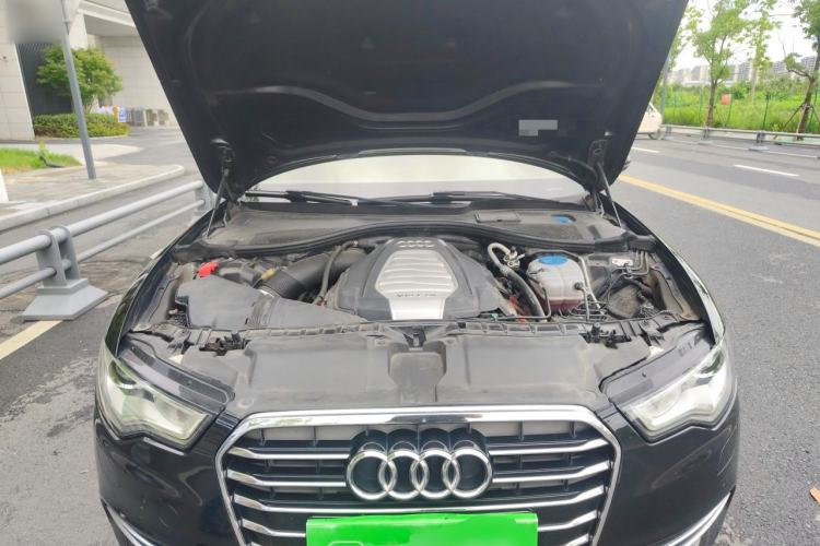 Used Audi A6L 2014 30 FSI Comfort Model Engine Bay