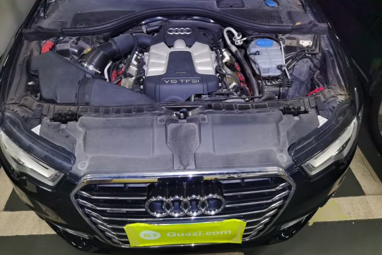 Used Audi A6L 2014 50 TFSI quattro Luxury Model Engine Bay