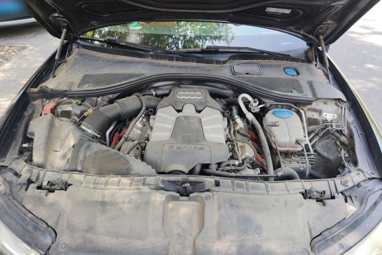Used Audi A6L 2014 50 TFSI quattro Luxury Model Engine Bay