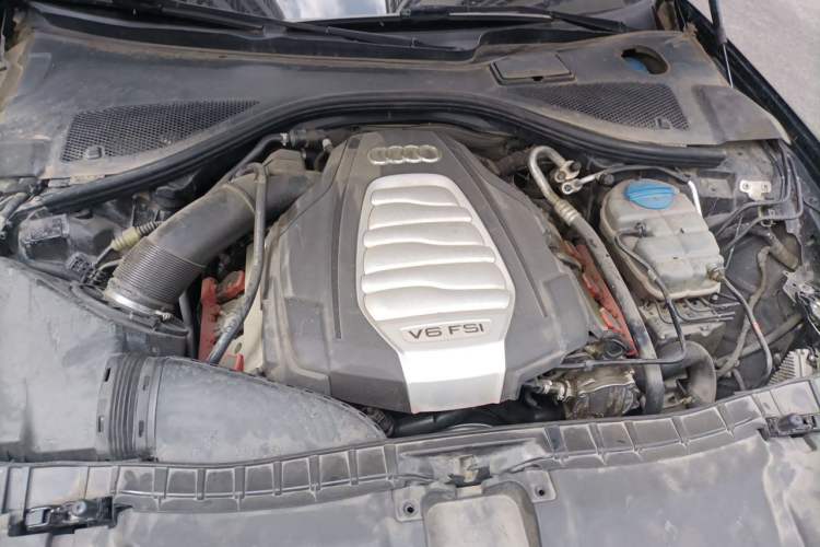 Used Audi A6L 2014 30 FSI Technology Model Engine Bay