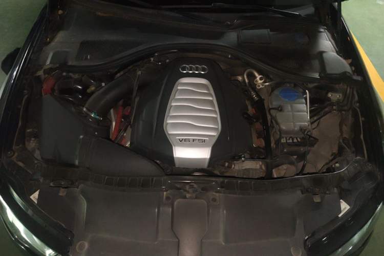 Used Audi A6L 2014 30 FSI Technology Model Engine Bay
