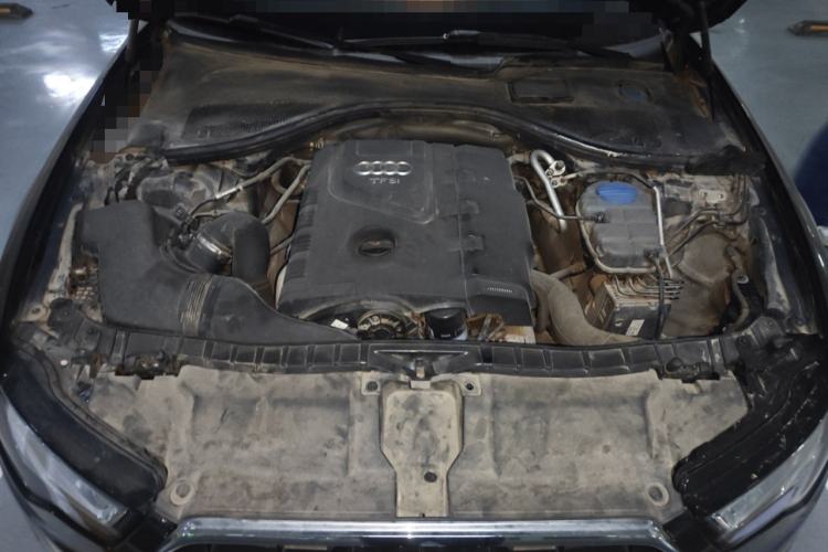 Used Audi A6L 2014 TFSI Standard Model Engine Bay