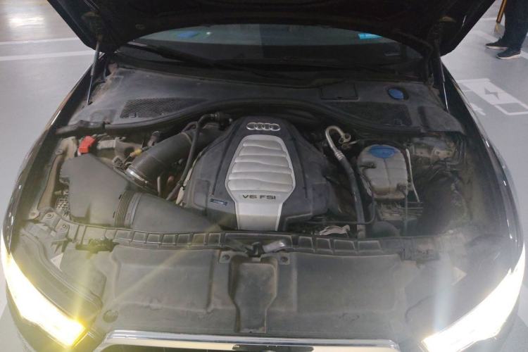 Used Audi A6L 2014 30 FSI Comfort Model Engine Bay