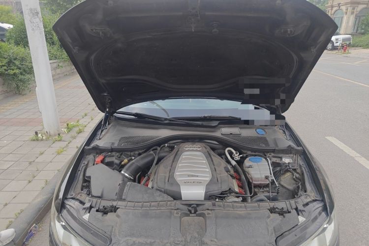 Used Audi A6L 2014 30 FSI Luxury Model Engine Bay