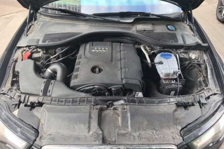 Used Audi A6L 2014 TFSI Standard Model Engine Bay
