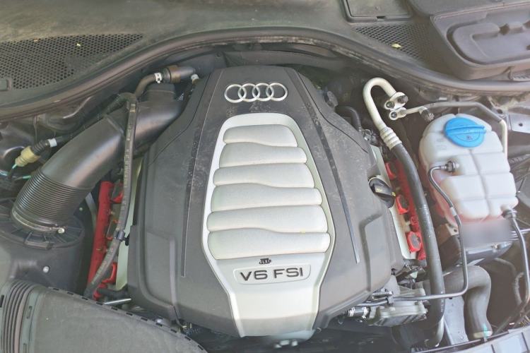Used Audi A6L 2014 30 FSI Comfort Model Engine Bay