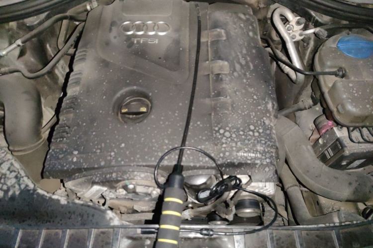 Used Audi A6L 2014 TFSI Standard Model Engine Bay