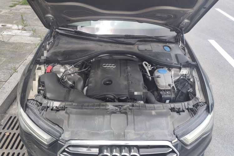 Used Audi A6L 2014 TFSI Standard Model Engine Bay