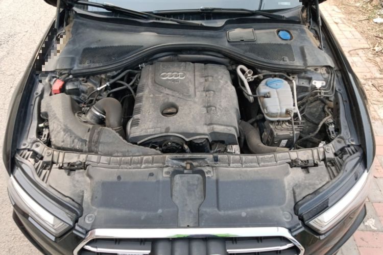 Used Audi A6L 2014 TFSI Standard Model Engine Bay