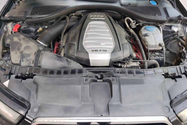 Used Audi A6L 2014 30 FSI Comfort Model Engine Bay
