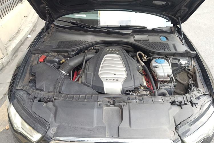 Used Audi A6L 2014 30 FSI Luxury Model Engine Bay