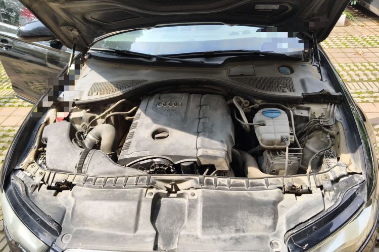 Used Audi A6L 2014 TFSI Standard Model Engine Bay