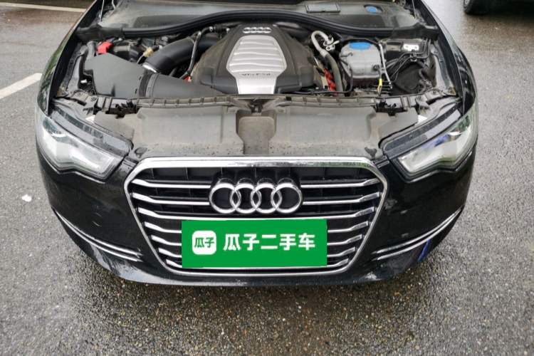 Used Audi A6L 2014 30 FSI Comfort Model Engine Bay