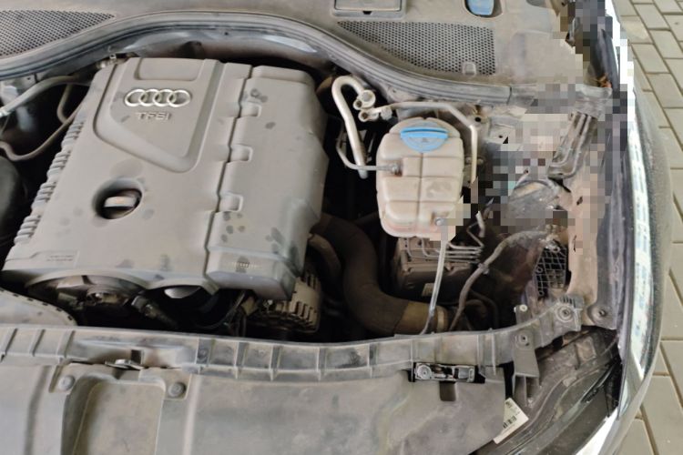 Used Audi A6L 2014 TFSI Standard Model Engine Bay Left