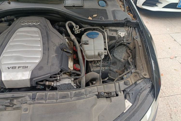 Used Audi A6L 2014 30 FSI Technology Model Engine Bay Left